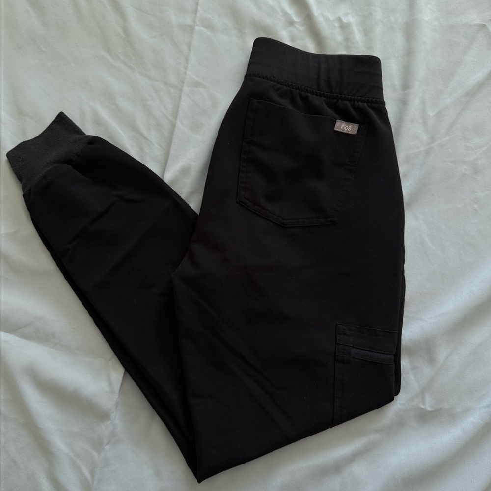 Women’s FIGS Zamora Jogger Scrub Pants